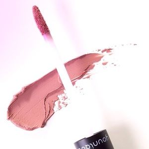 Younique Splash liquid lipstick